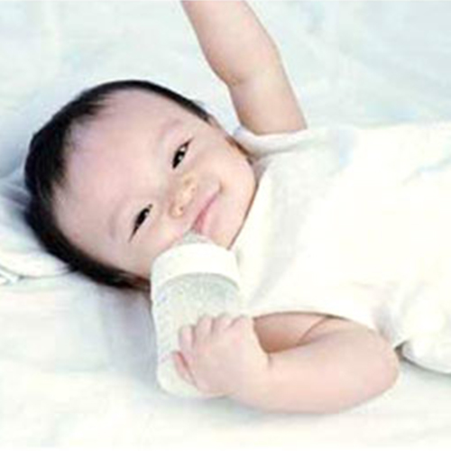 ทำอย่างไรเมื่อลูกติดขวดนม